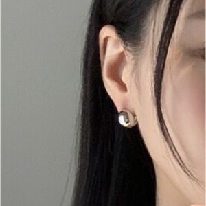 Silver Spherical Huggie Hoops Volume Ball One-touch Earrings